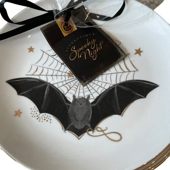 Potter's Studio Halloween Appetizer Plates 6in Bats & Skulls Set of 4 Spooky NEW - Picture 8 of 15